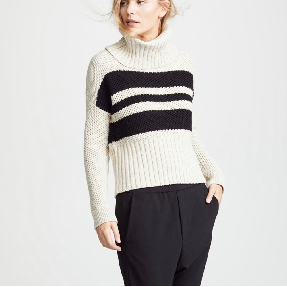 Chaser Cream Black Striped Cowl Neck Knit Sweater Size Medium NWT